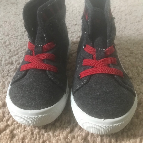 Carters Boys Toddler shoes size 10 - Picture 4 of 8